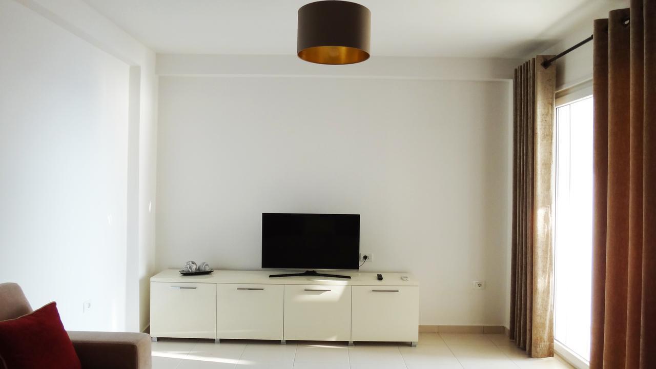 Apartments In White Residence Sarandë Exteriör bild